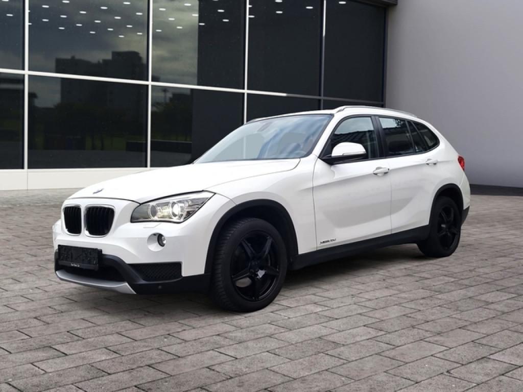 BMW X1  xDrive 20d+Pano+Xenon+Scheckh