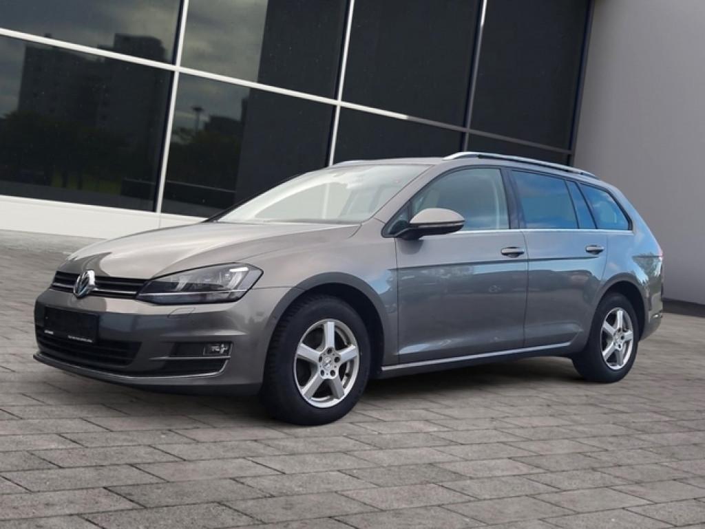 VW Golf  Highline+Bi-Xenon+Massage+PDC+Ambienteb